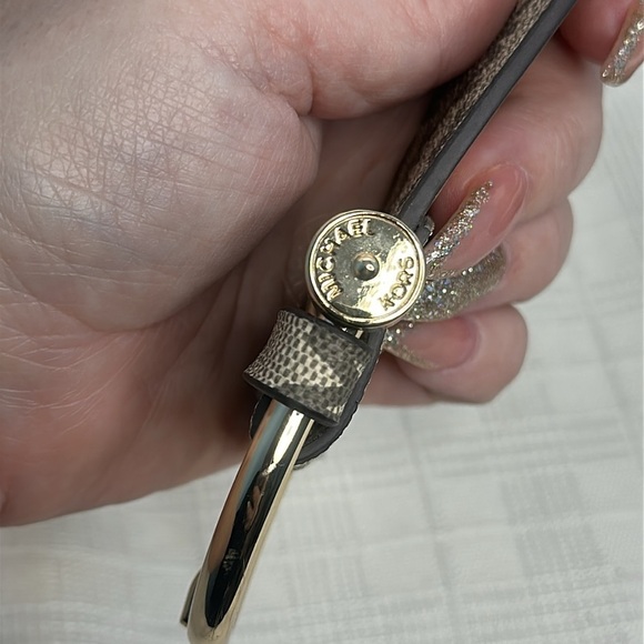 MICHAEL Michael Kors Tan and Gold Belt Elegant Accessory - Picture 3 of 7